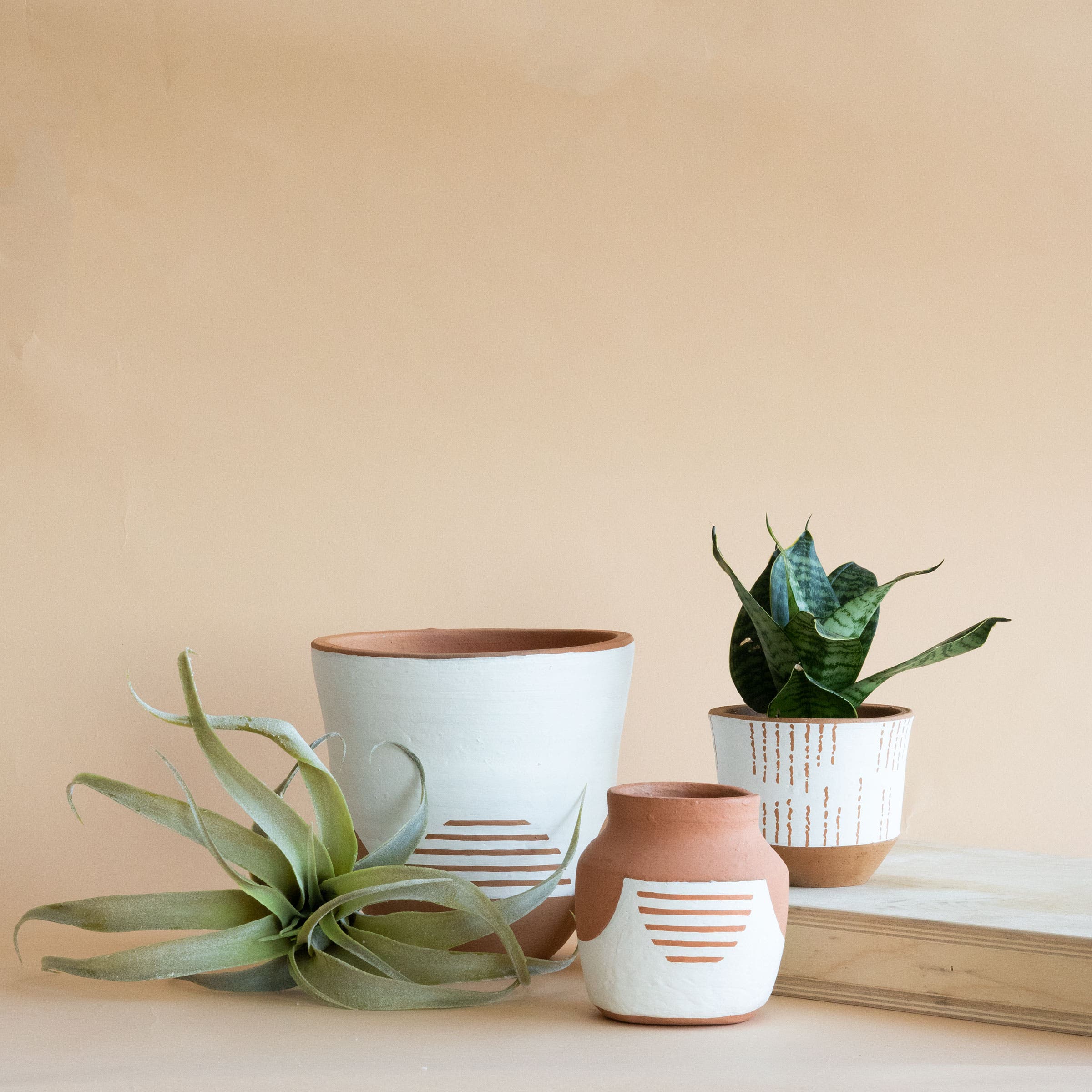 Foreside Home and Garden Large Natural Terracotta Painted Planter ...