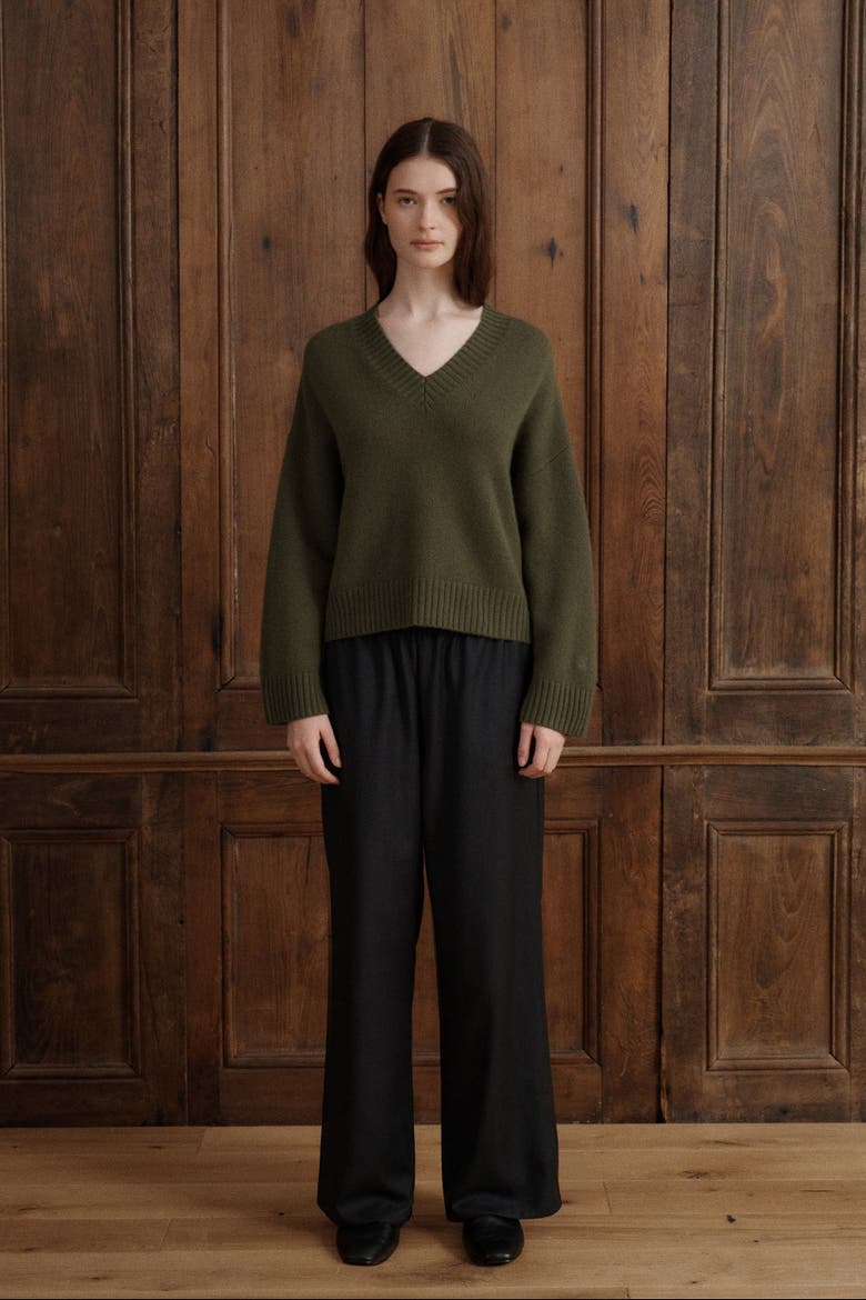 Filippa V-Neck Cashmere Sweater, Alternate, color, Moss