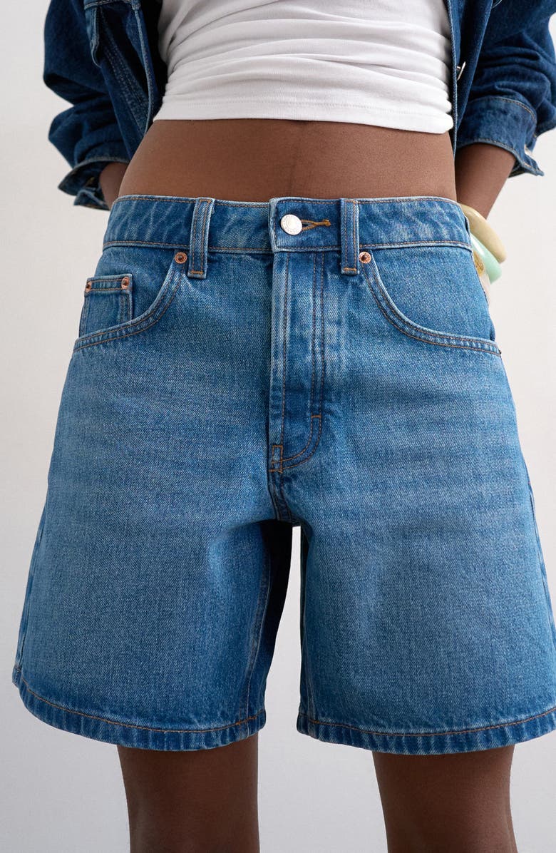 Topshop Editor Mid Rise Cotton Denim Shorts, Alternate, color, Blue