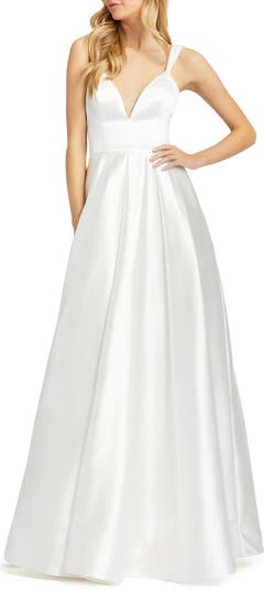 MAC DUGGAL マックドゥガル プランジネックガウン Mac Duggal Plunge Neck Gown | Nordstromrack