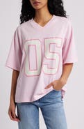 Vinyl Icons 05 V-Neck Graphic T-Shirt