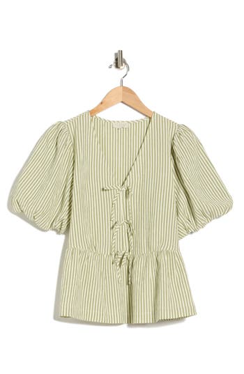Chenault Bow Short Sleeve Seersucker Peplum Top In Green