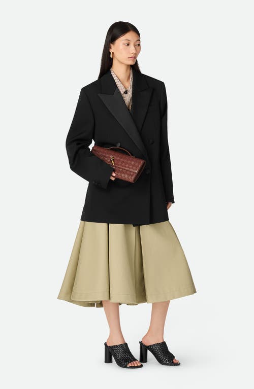 Bottega Veneta Long Andiamo Clutch Bag With Handle In Sapele-muse Brass