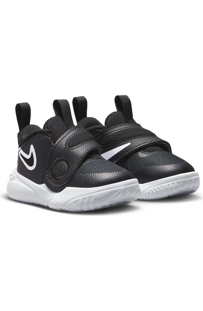Nike Kids' Team Hustle D 11 Basketball Sneaker, Main, color,
