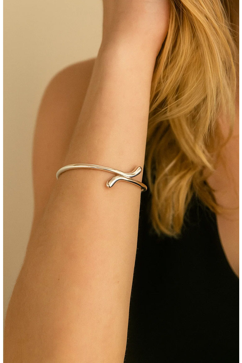Isabella Gold Plated Teardrop Open Wrap Bangle Bracelet, Alternate, color, Silver