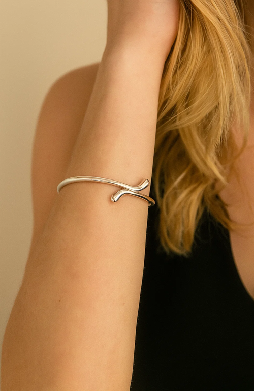 Hollywood Sensation Isabella Gold Plated Teardrop Open Wrap Bangle Bracelet In Silver