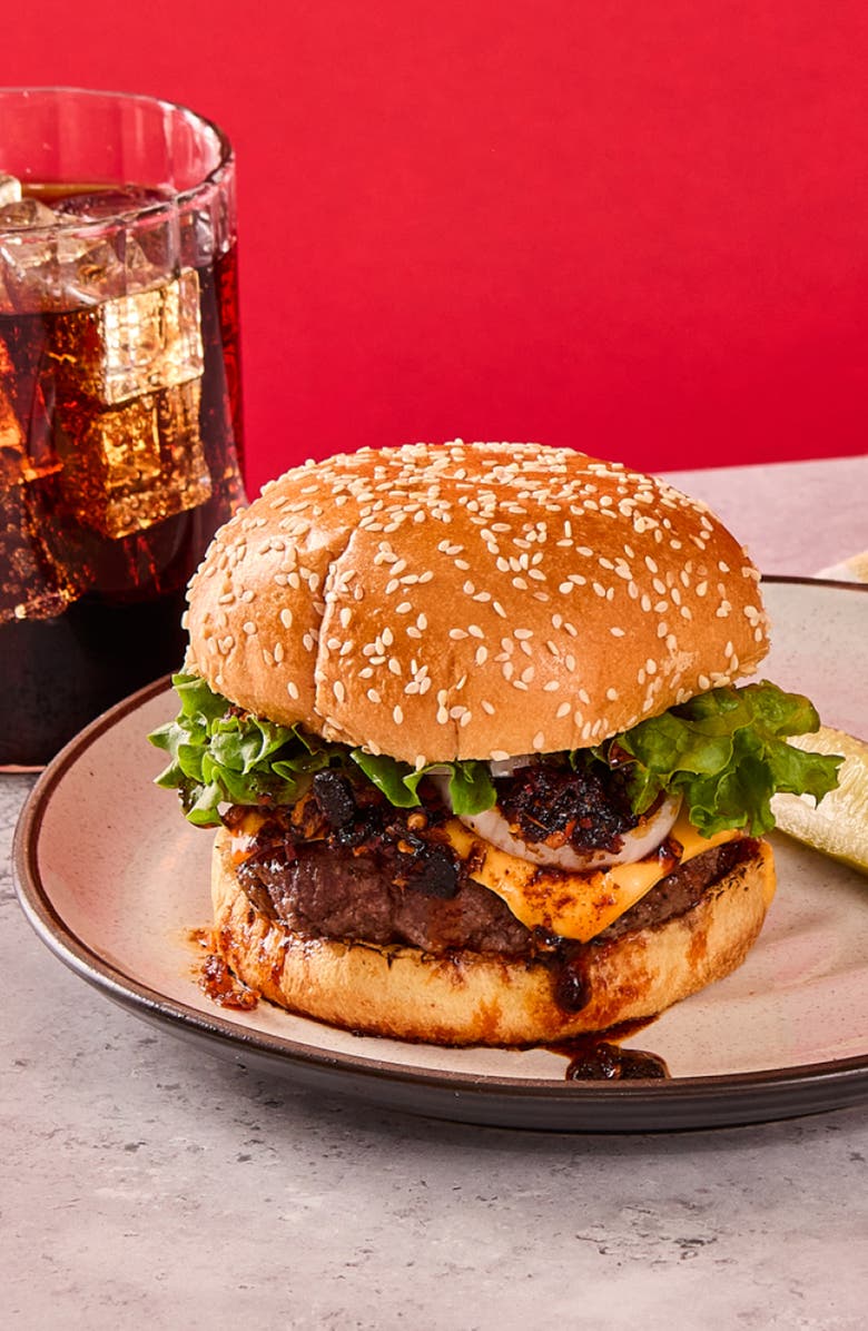 Fly by Jing Sichuan Chili Sauces Mini Sampler Set, Alternate, color, Red