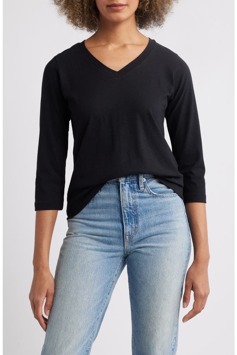 Three-Quarter Sleeve V-Neck T-Shirt, Main, color, BLACK