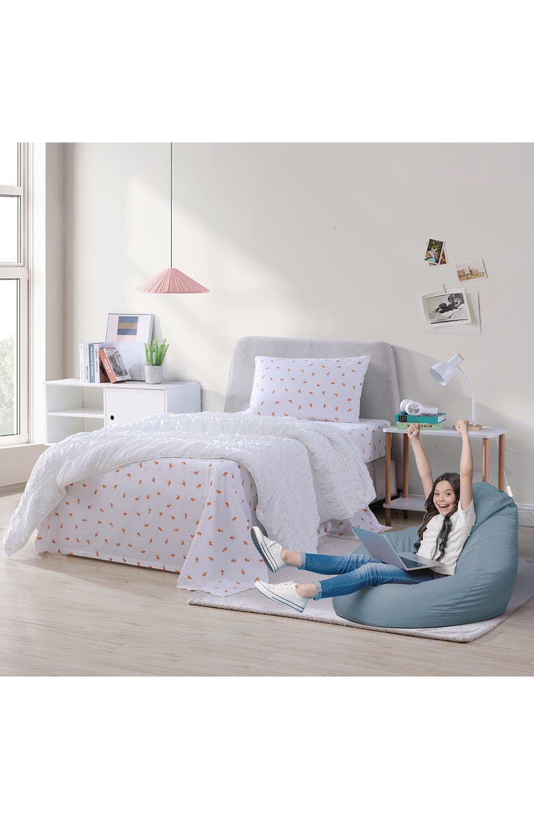 POPPY AND FRITZ Goldfish Print 200 Thread Count Cotton Percale Sheet Set, Alternate, color, Bright Orange