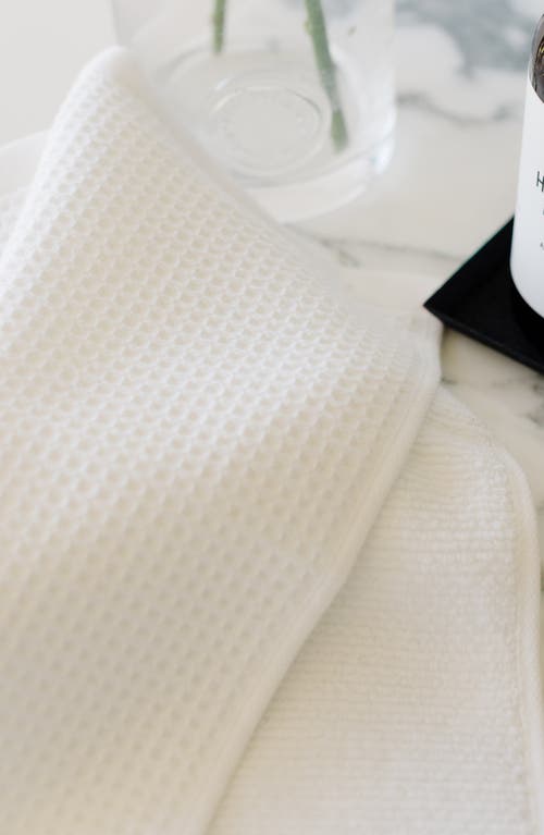 Cozy Earth 2-pack Waffle Hand Towel In White