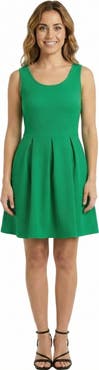 24seven Comfort Apparel Essential Petite Scoop Neck Sleeveless Pleated Knee Length Pocket Fit N Flare Dress