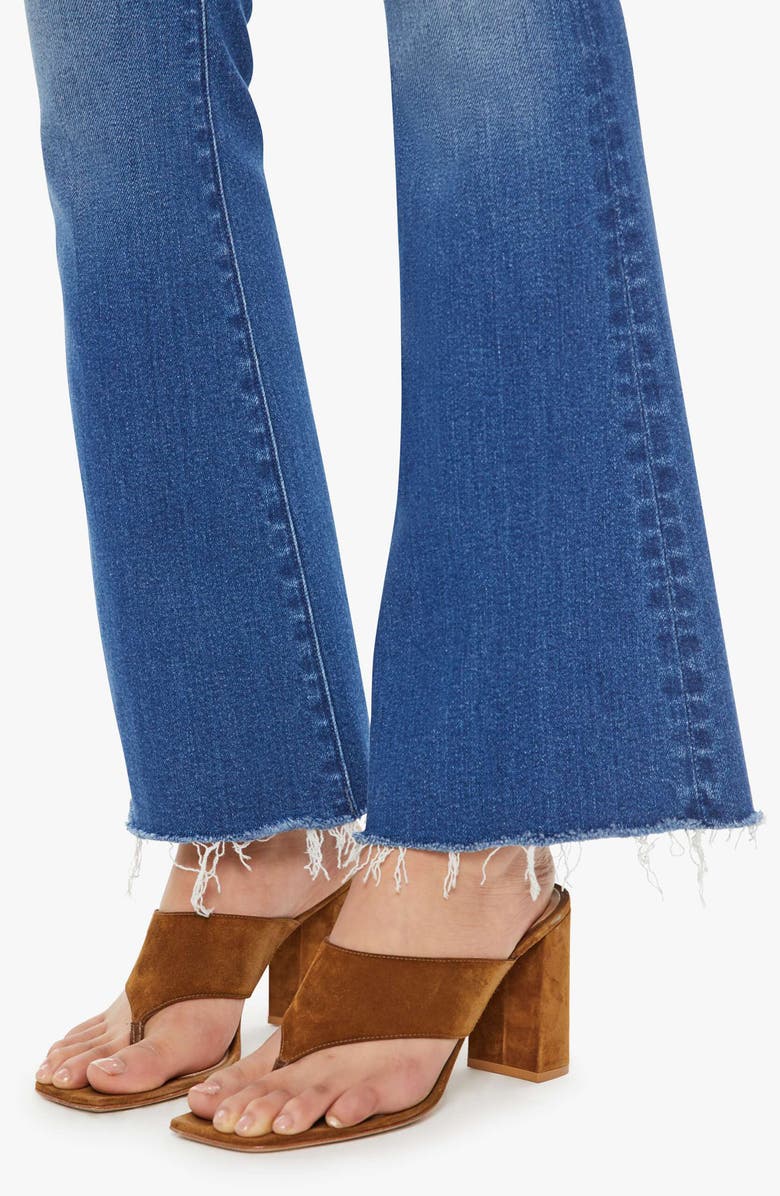 MOTHER The Weekend Fray Hem Bootcut Jeans, Alternate, color, Nip It In The Bud