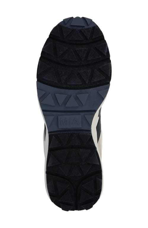 Mia Krash Mesh Sneaker In Off White/navy