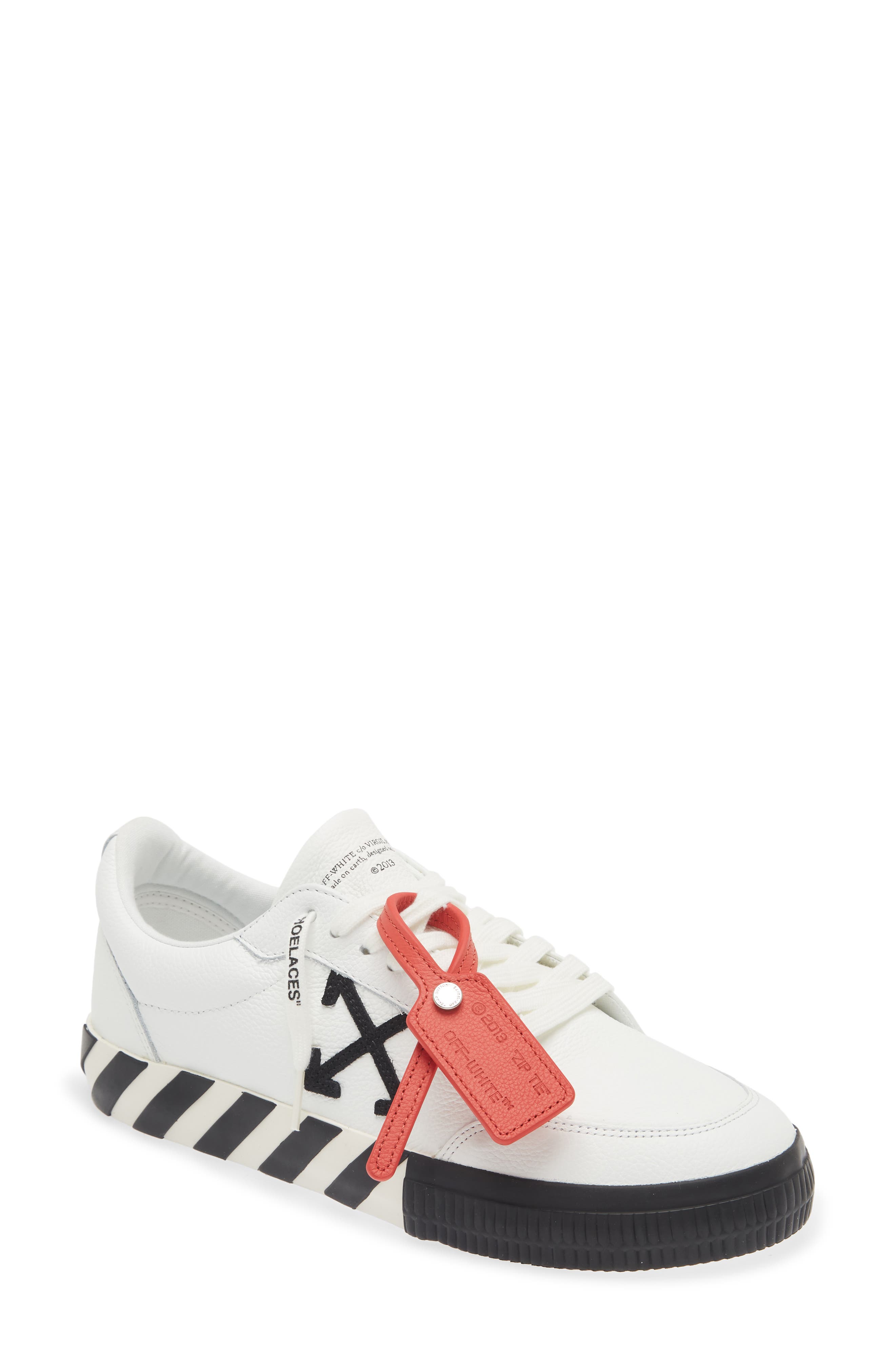 Off-White Vulcanized Low Top Sneaker, Main, color, 