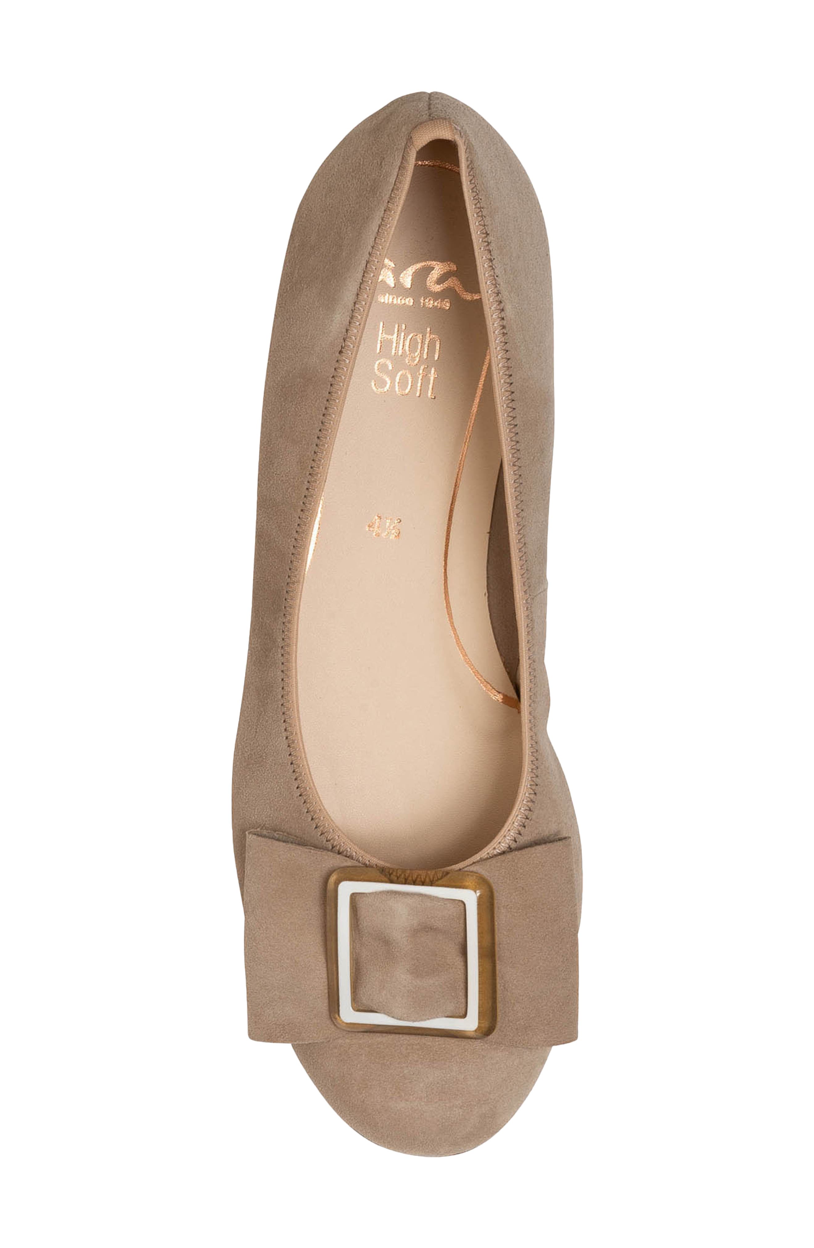 ara Sheridan Flat, Alternate, color, Sand