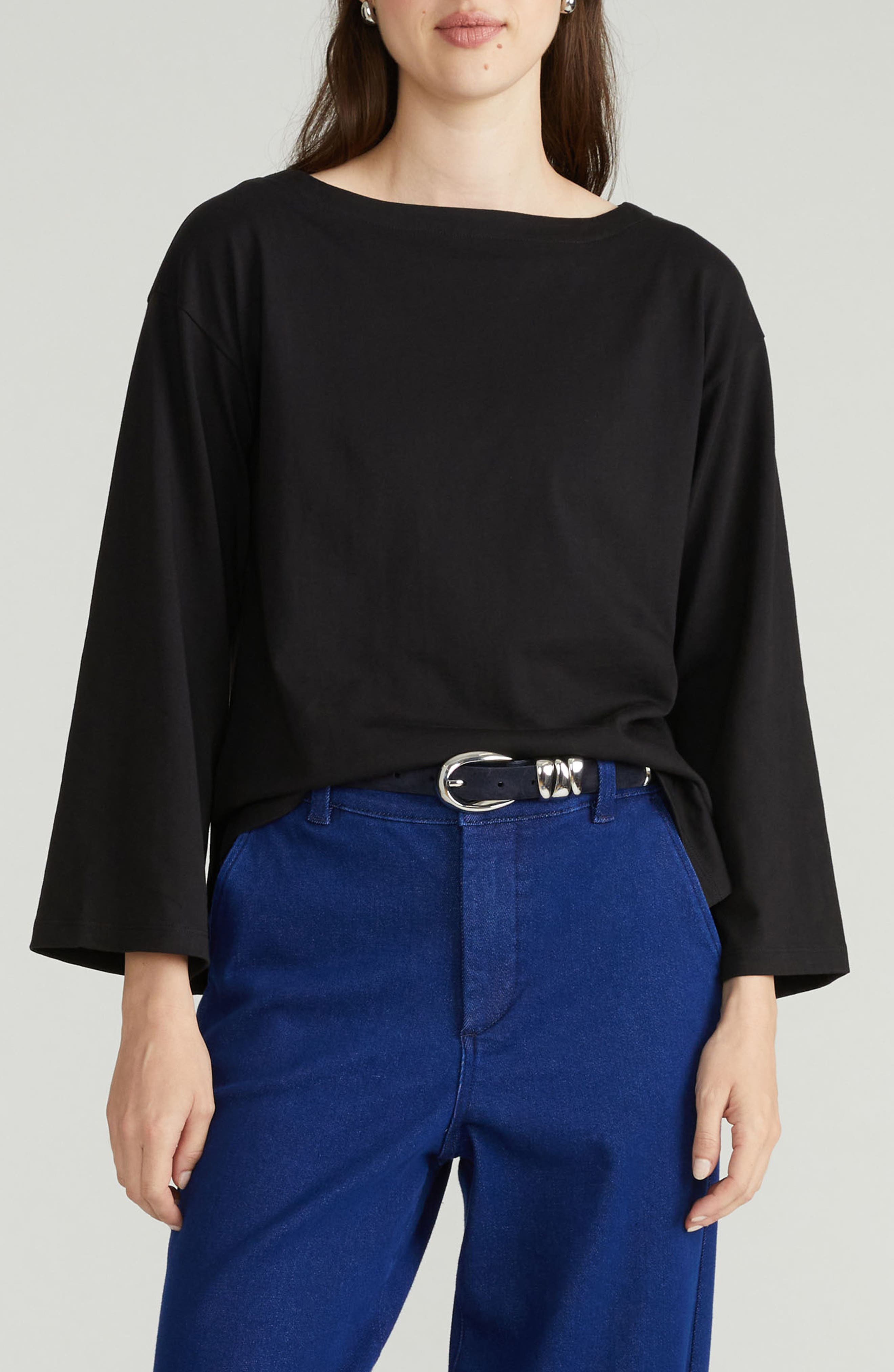 SOLID BLACK