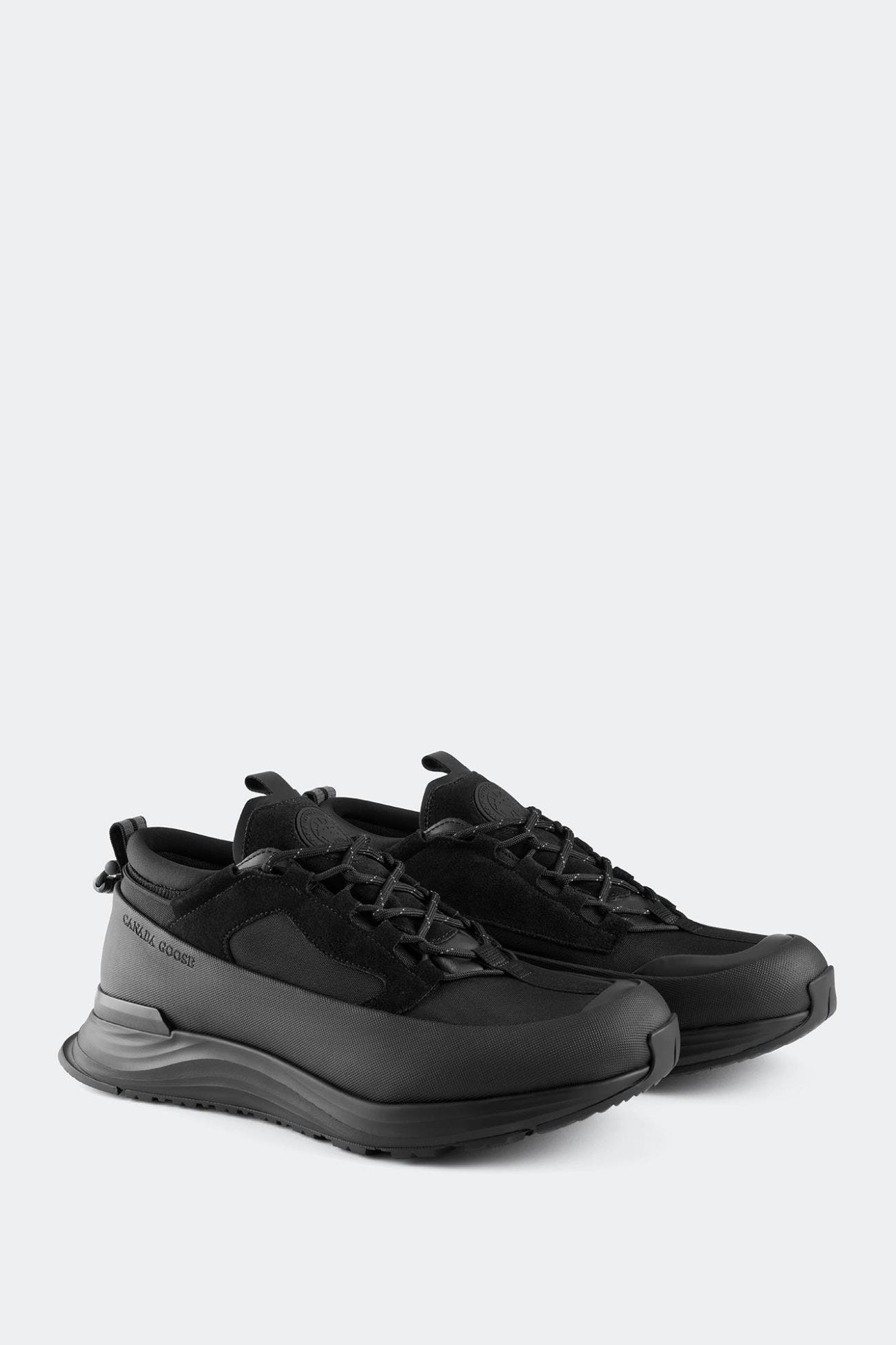 Black/Black