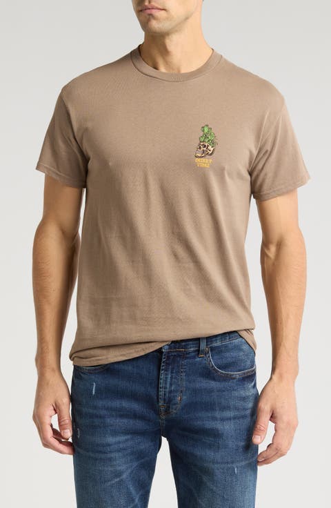 Desert Vibes Graphic Print T-Shirt