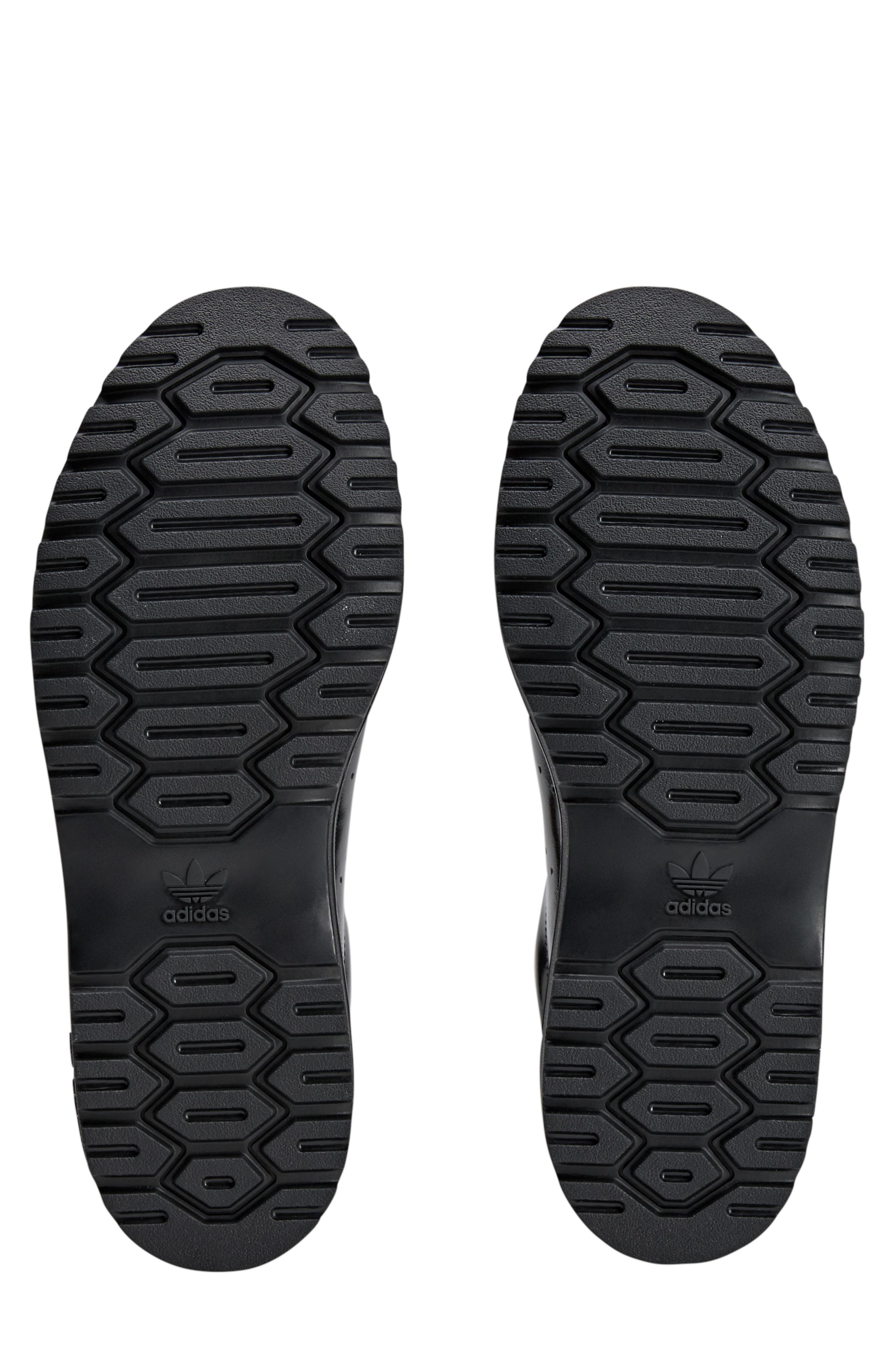 adidas x 'SpongeBob SquarePants' Gender Inclusive Stan Smith Freizeit Sneaker, Alternate, color, 