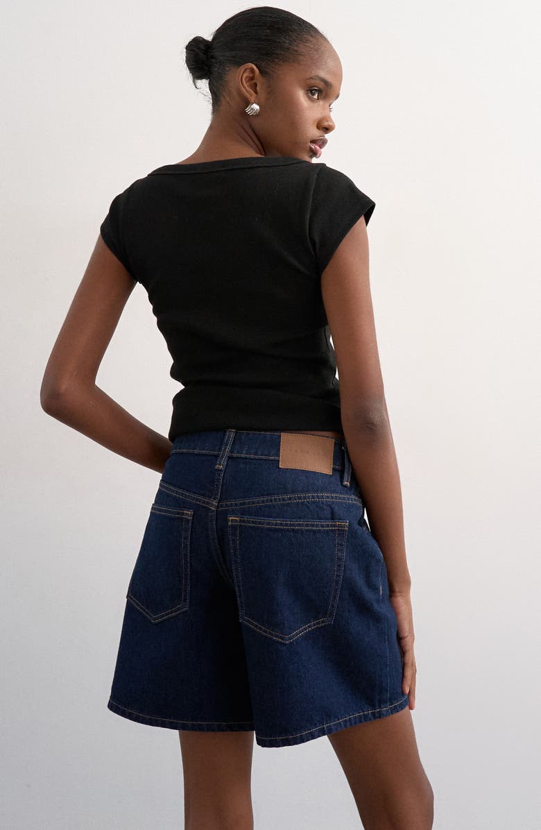 Topshop Editor Mid Rise Denim Shorts, Alternate, color, Mblue