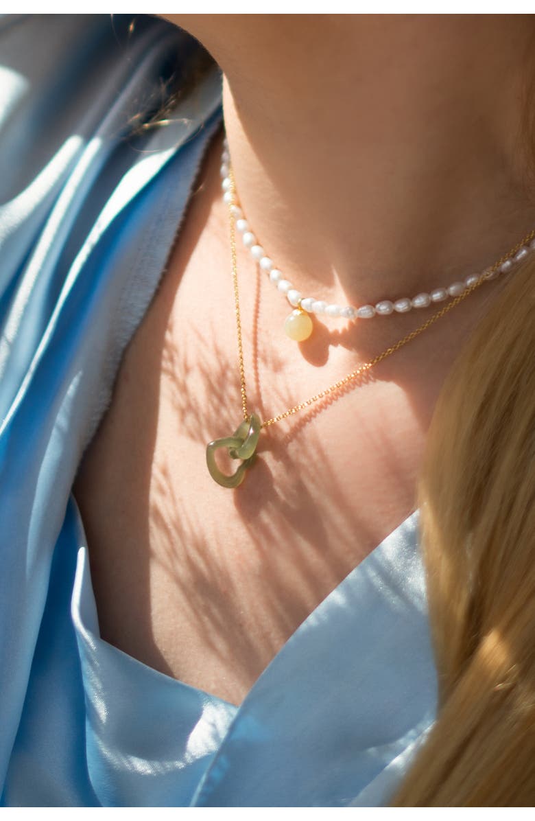 seree The hearts Interlocking jade pendant necklace, Alternate, color, Light Green