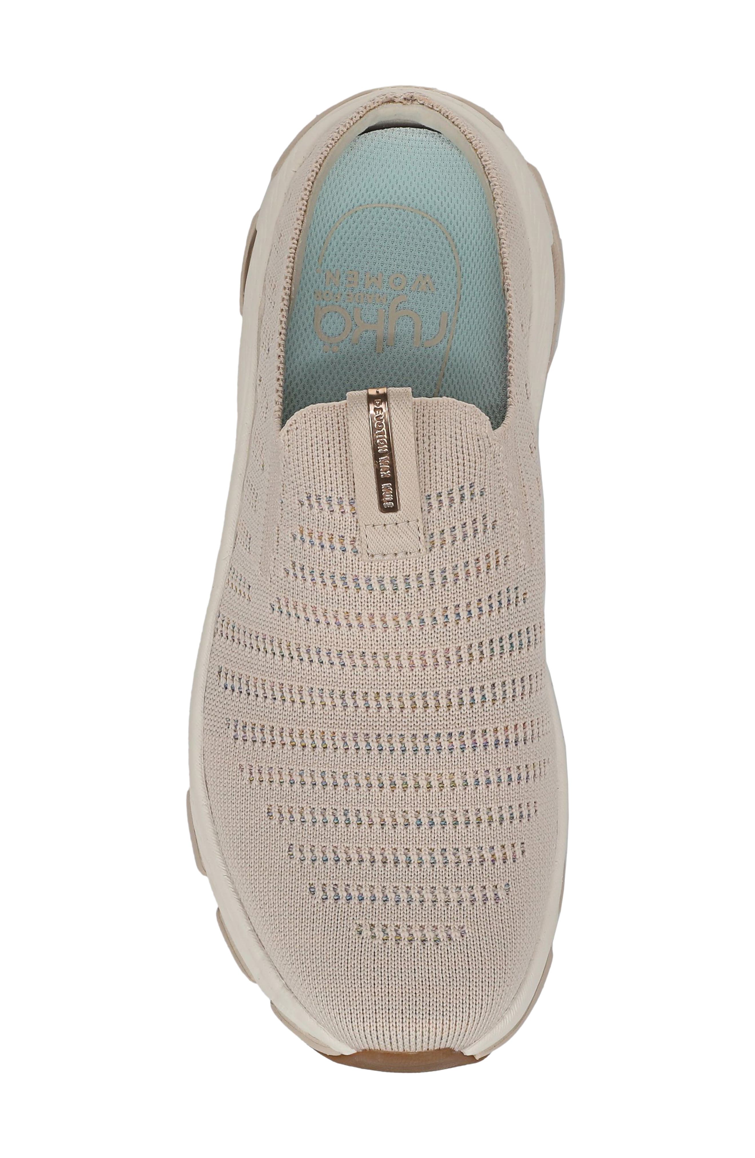 Devotion X Max 2 Walking Sneaker, Alternate, color, TAPIOCA BEIGE