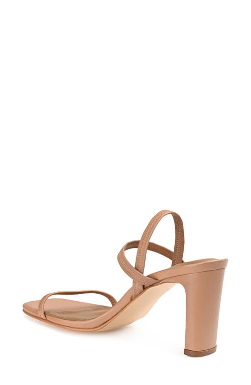 Journee Signature Lenonn Sandal In Mocha