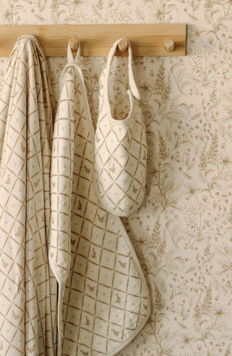 Oilo Assorted 2-Pack Organic Cotton Muslin Bibs, Alternate, color, Eggshell