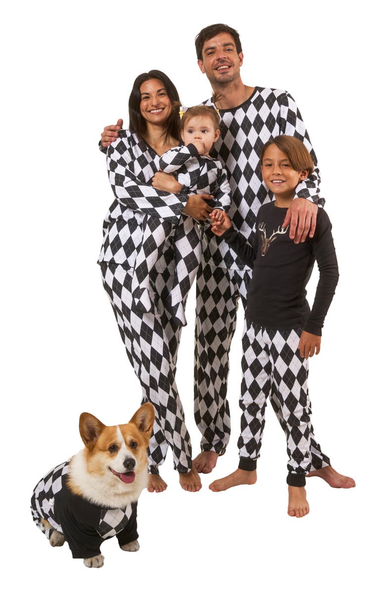 Leveret Women
s Loose Fit Cotton Matching Family Holiday Pajamas, Classic 
Geometric Patterns, Alternate, color, Argyle Black 
White