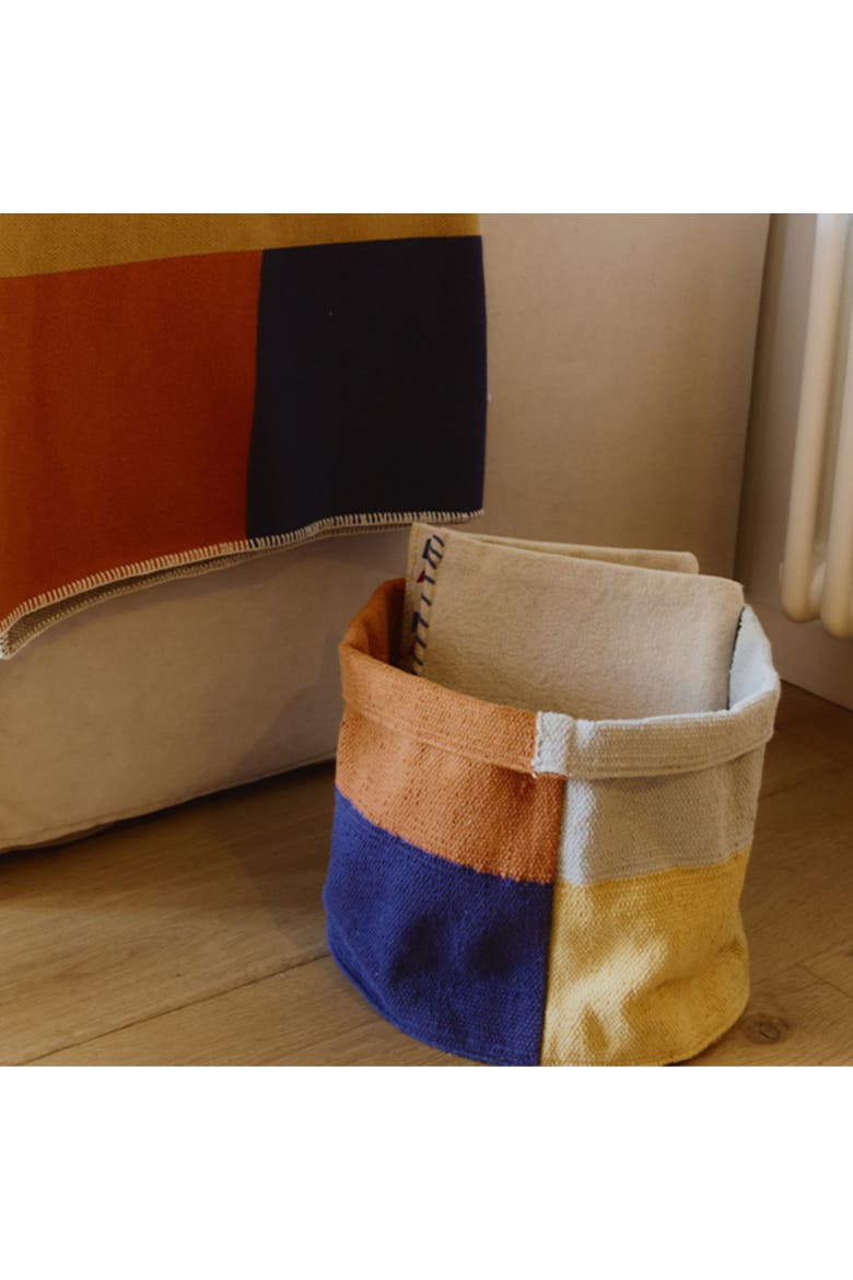 Basket Color Grid, Alternate, color, Blue , Orange,  Honey, Beige
