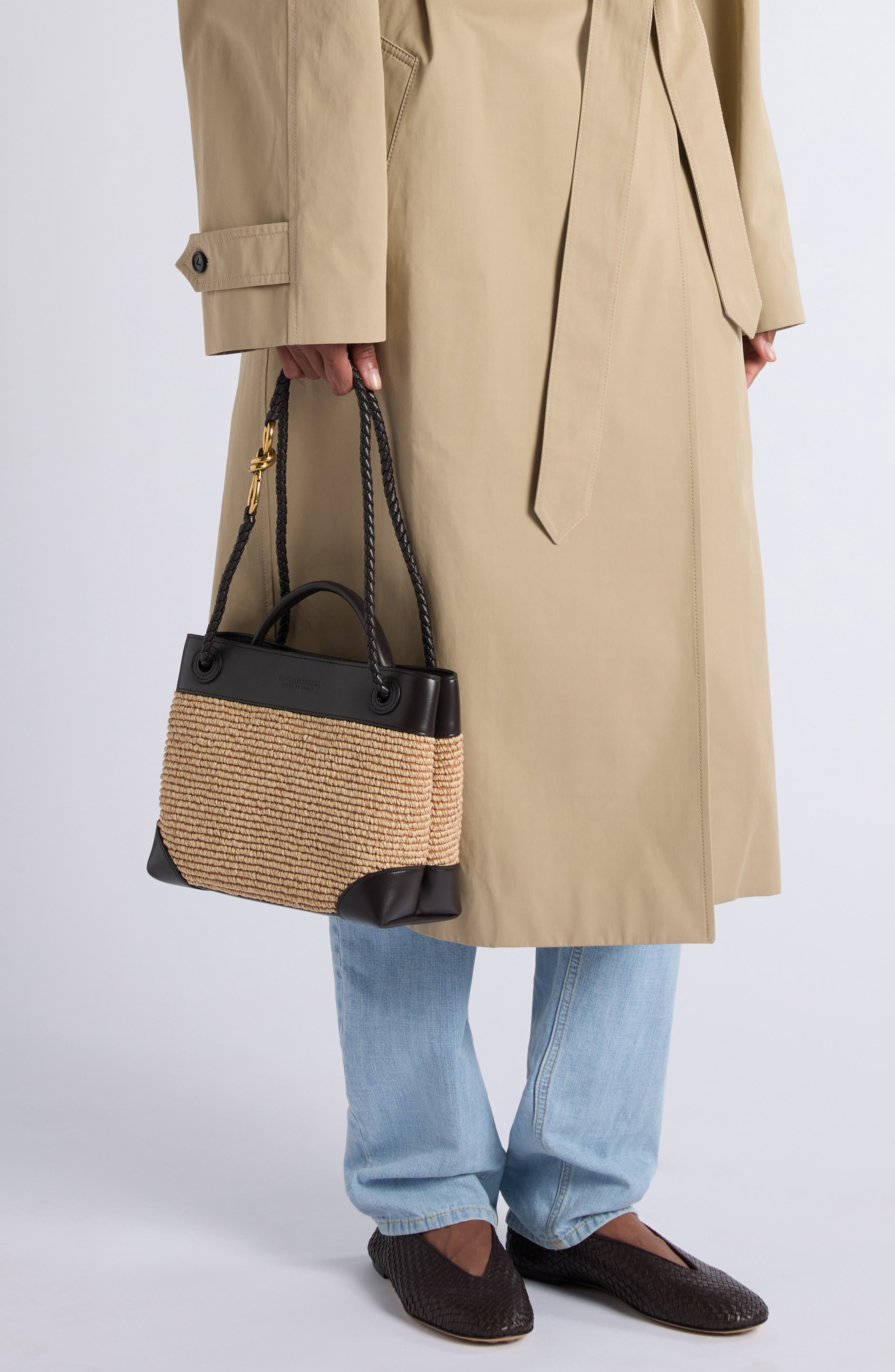 Bottega Veneta Small Andiamo Raffia & Leather Shoulder Bag, Alternate, color, Natural/ Espresso