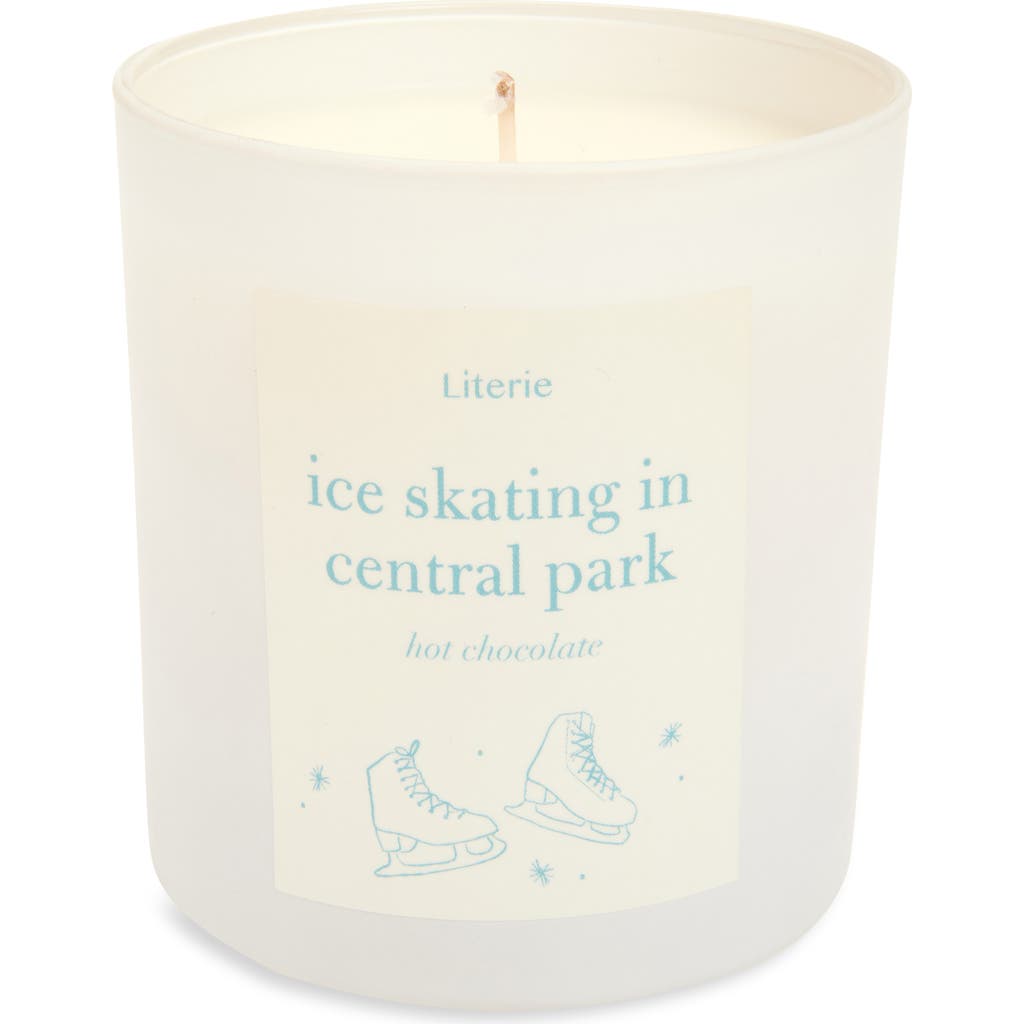 Literie Ice Skating In White