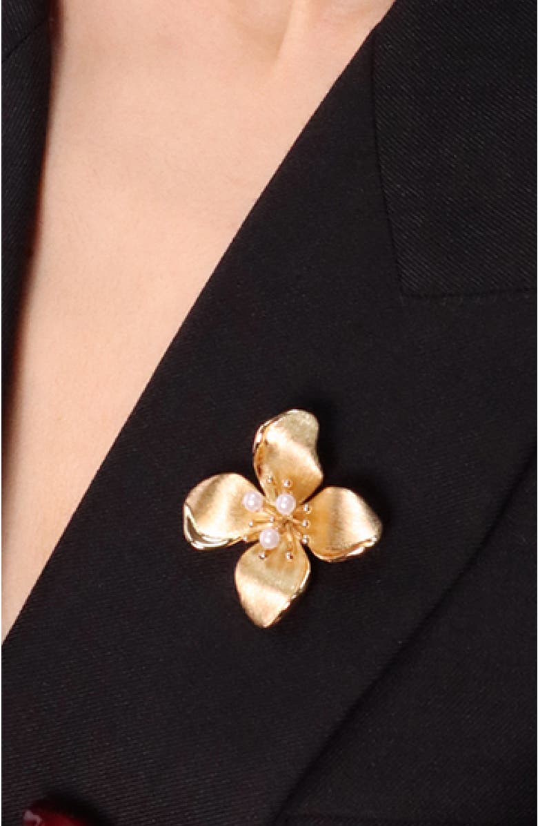 RC RETRO CHIC Blossom Brooch, Alternate, color, Gold & White