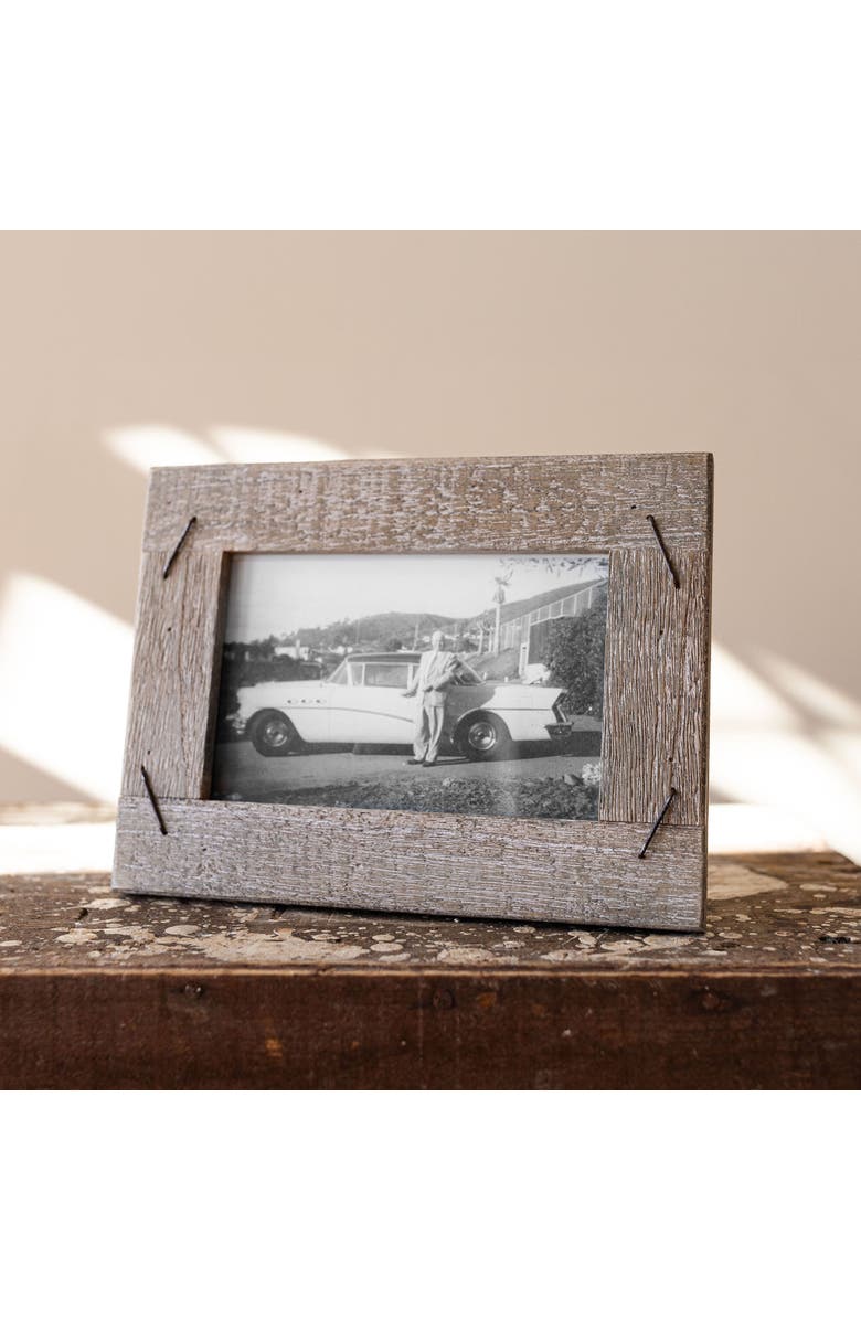 Foreside Home and Garden 4x6 Decorative Weathered Distressed Wood Nail Accents Picture Frame, Alternate, color, Brown
