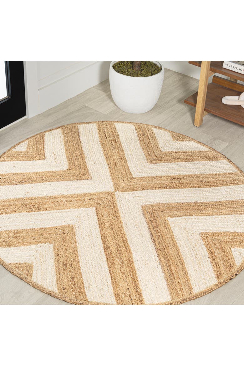 Piper Two-Tone Chevron Round Jute Round Area Rug, Alternate, color, Cream/Natural