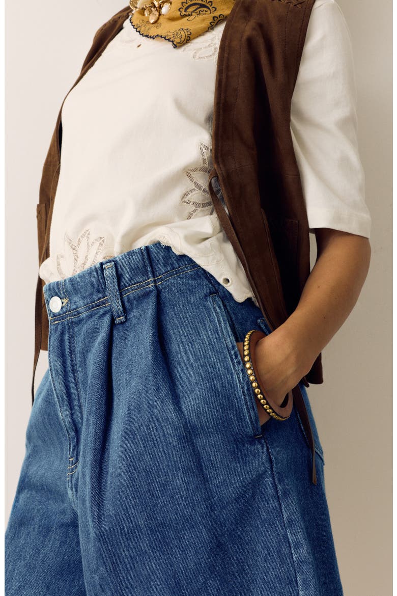 Pleated Denim Shorts, Alternate, color, MEDIUM INDIGO BLUE