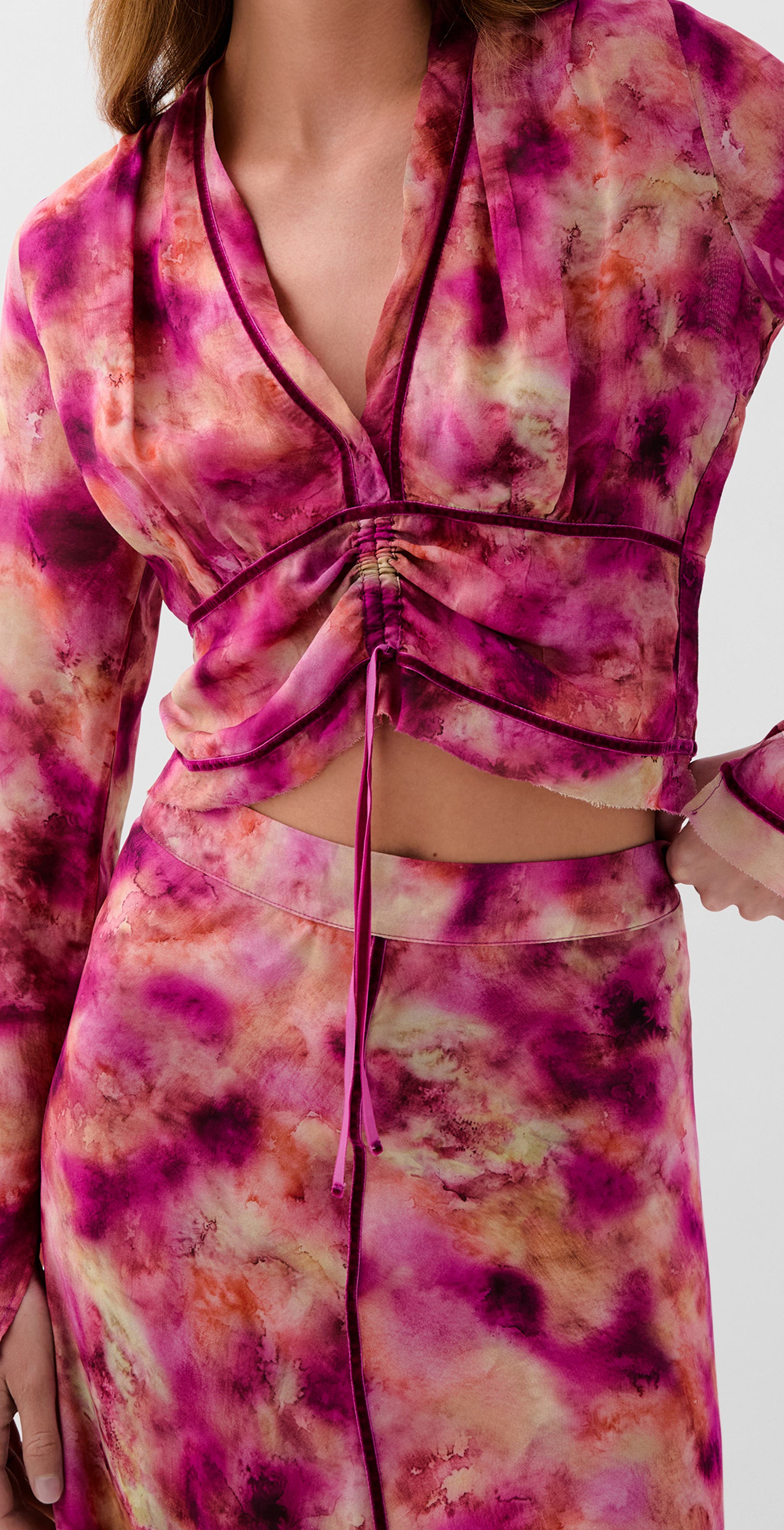 Tie Velvet Print Shirt