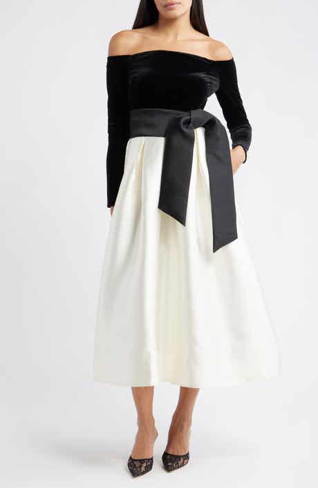 Julia Jordan Off the Shoulder Long Sleeve Velvet Cocktail Midi Dress