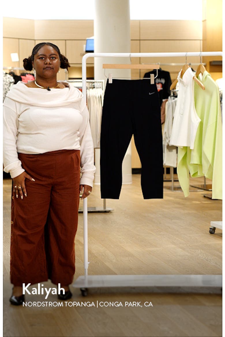 Universa Medium Support High Waist Crop Leggings video
