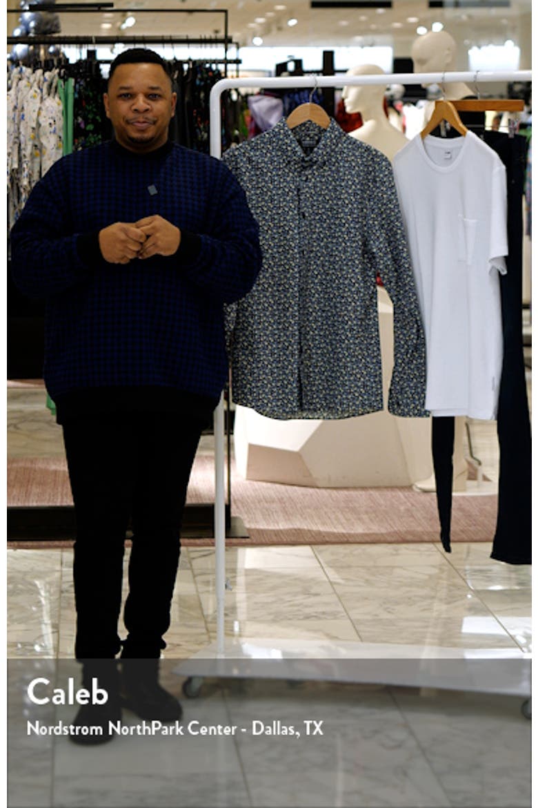Tech-Smart Trim Fit CoolMax® Stretch Button-Down Shirt video