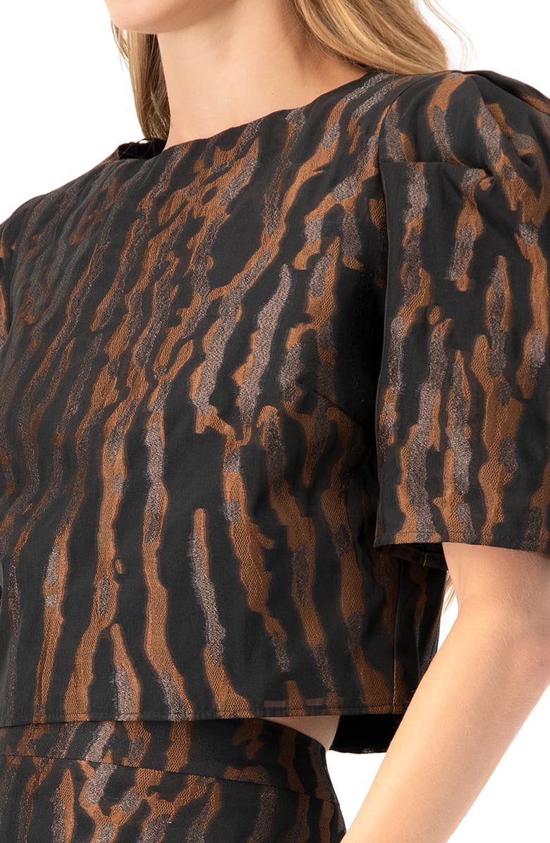 IVONNE Short Puff Sleeve Jacquard Blouse, Alternate, color, Black