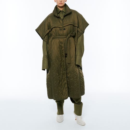 Nicole Benefield Portfolio Quilted Cape In Green