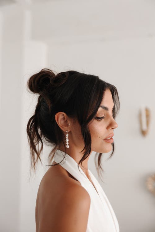 Untamed Petals Selena Pearl Drops In Gold