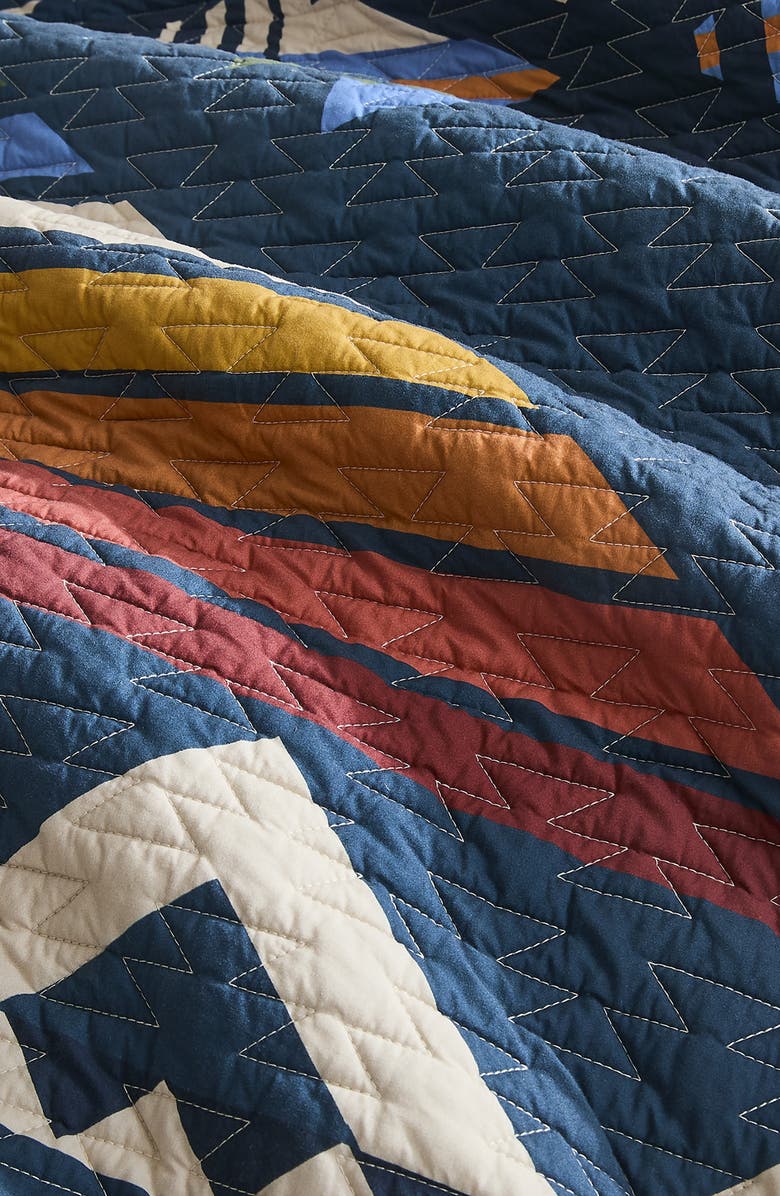 Pendleton Creekside Coverlet 
Pillow Shams Set, Alternate, color, Tan