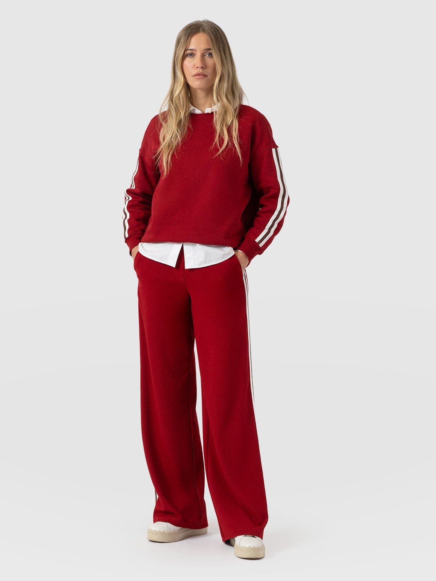 selected Red Brown Stripe