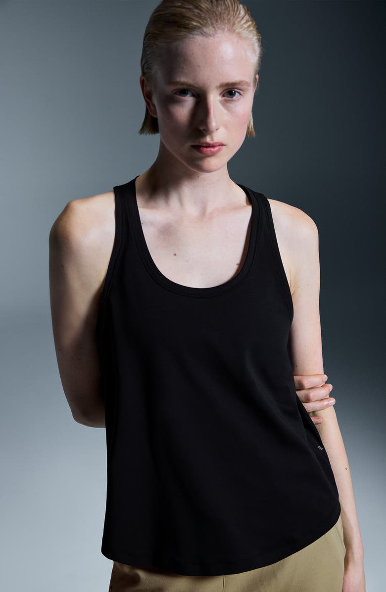 On Focus Swing Tank, Alternate, color, Black