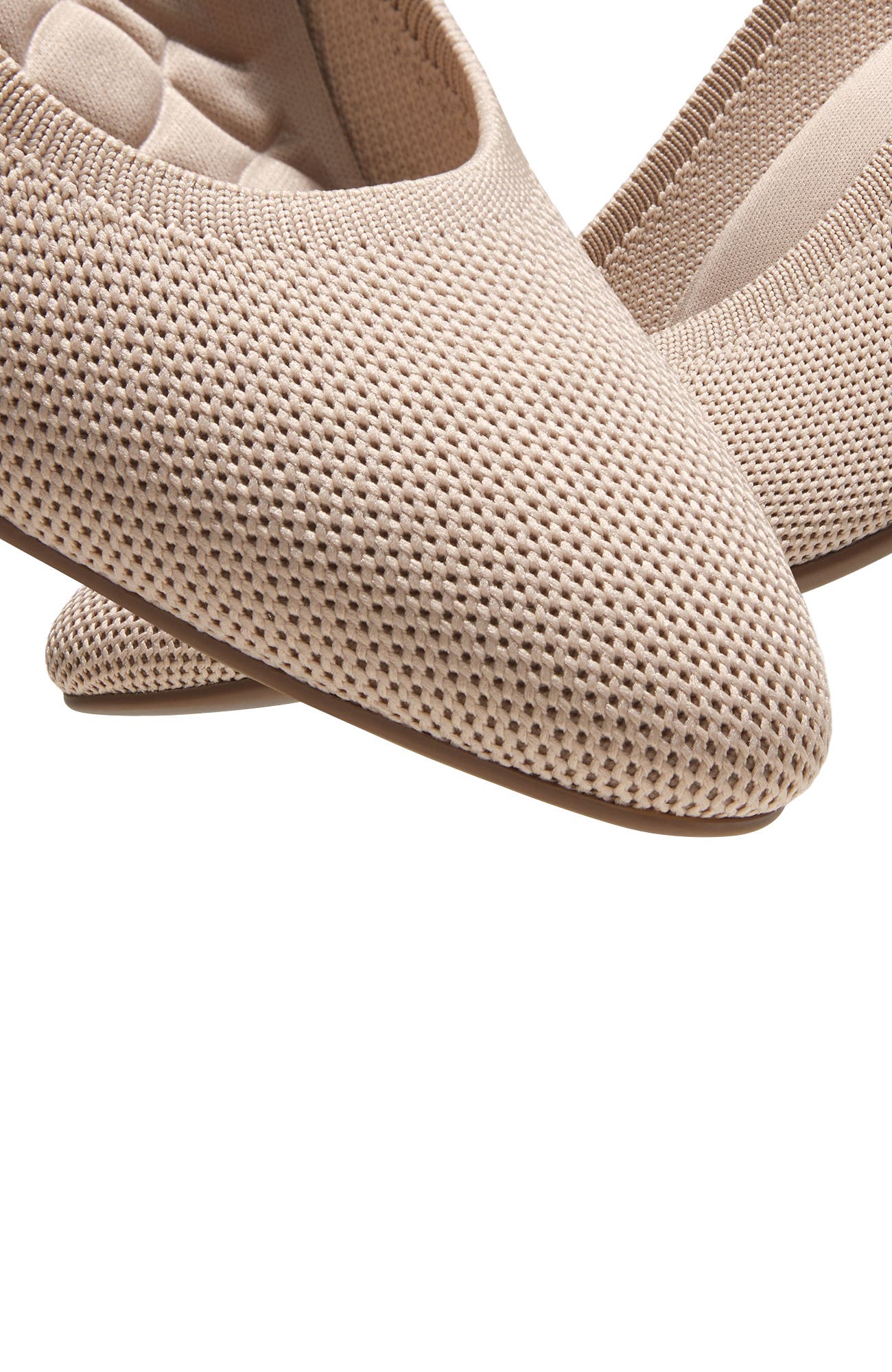 VIVAIA Almond Toe Block Heel, Alternate, color, 