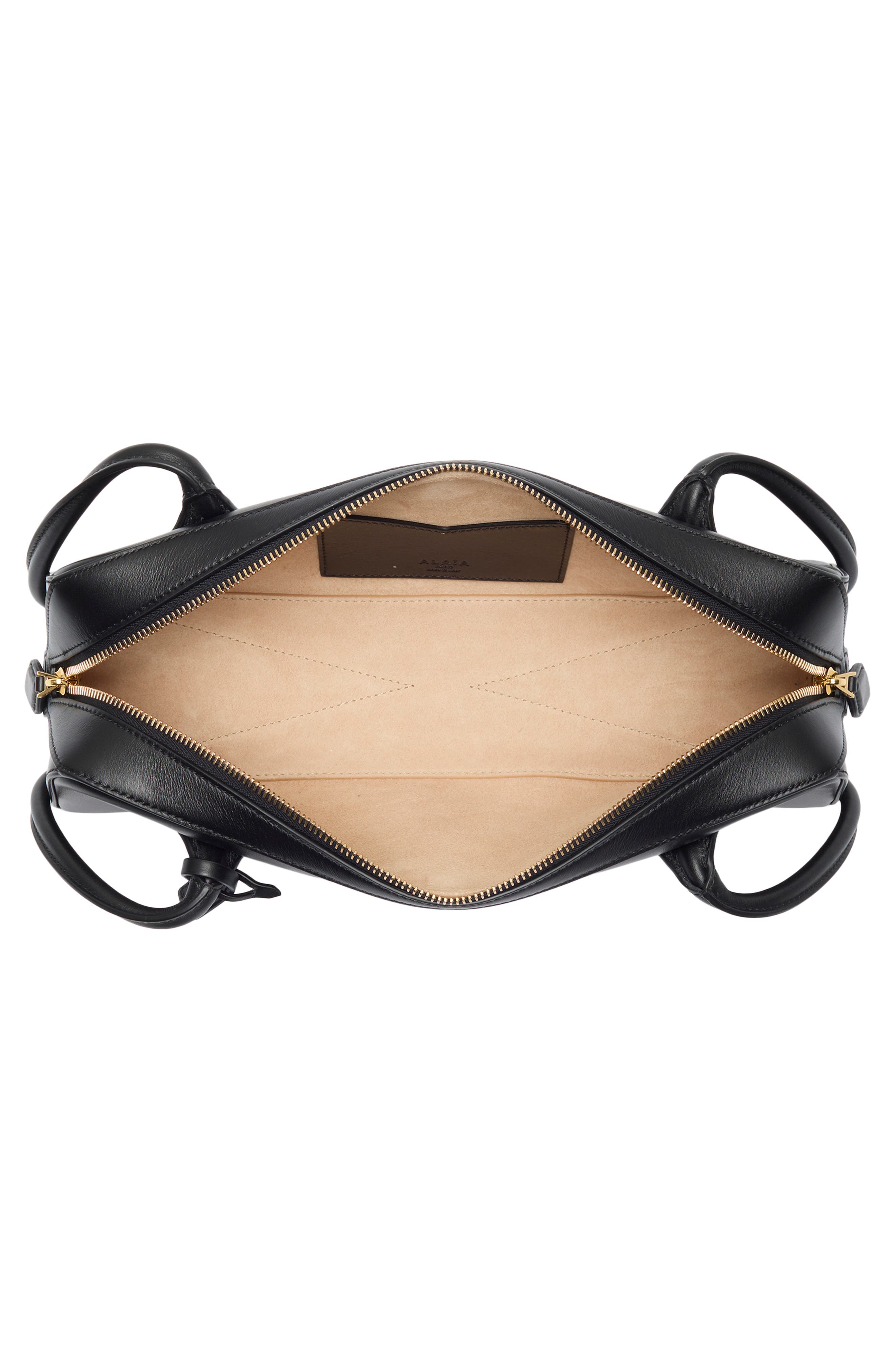 Medium Le Teckel East/West Shouder Bag, Alternate, color, NOIR 999