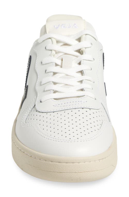 Veja V-90 Man Sneakers White Size 9 Leather In Extra-white/black