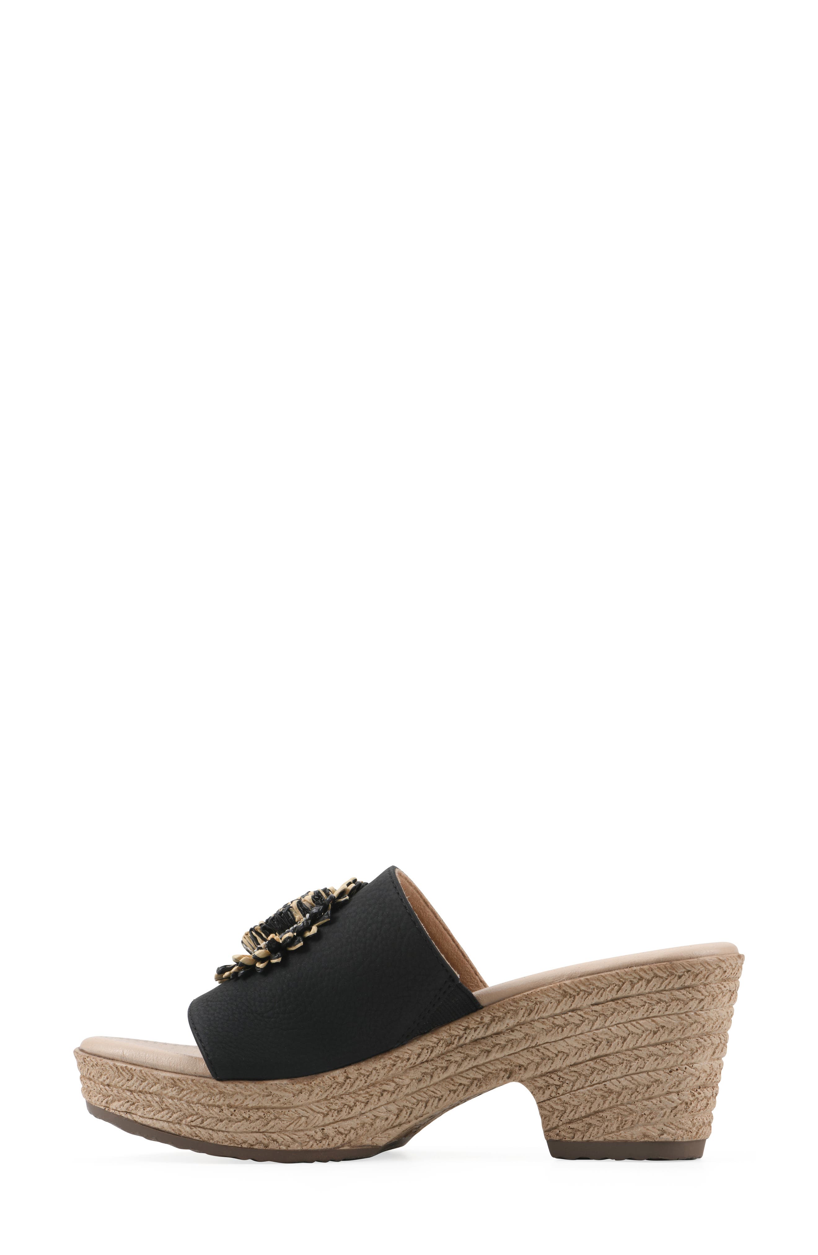 CLIFFS BY WHITE MOUNTAIN Birkley Wedge Sandal, Alternate, color, 